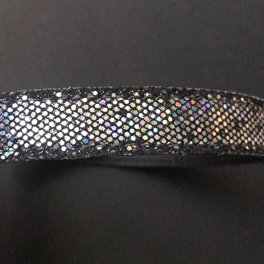Glitter chocker